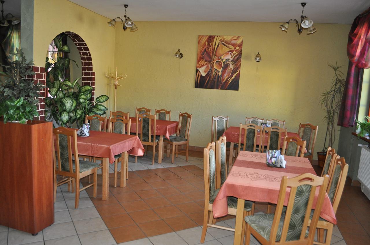Zajazd Magrani Lubawka Exterior foto